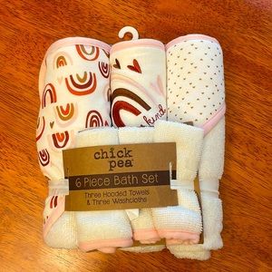 NWT chickpea bath set